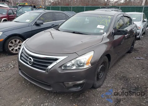 2015 Nissan Altima 2.5 z USA, uszkodzony, nr VIN 1N4AL3AP9FC181427